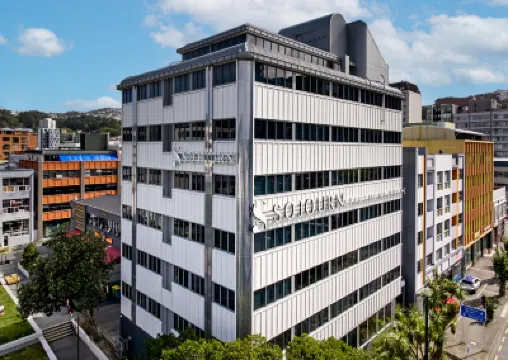 Sojourn Apartment Hotel - Ghuznee Hotels in 