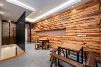 No.9 Mansion Guesthouse - พร้อมอาหารเช้า