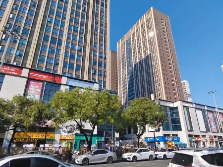 Qingli Apartment(Dongguan Railway Station Huixing Commercial Center Store) Отели рядом с достопримечательностью «Fuyuan Youye»