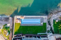 Qingdao Yunxiu Guanhai Homestay (Langshan Scenic Area) - Rooftop Pools