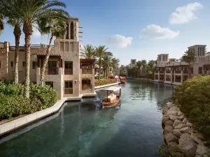 Popular Hotels with Villas in Emirate of Dubai