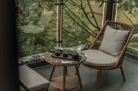 Ya'an Xingzhi Homestay (Panda Exhibition Center Green Island Park)