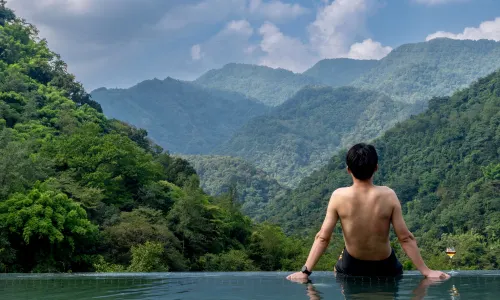 Trip.com Group Country Retreats (Mount Emei Yixi-Qingyin Joint Resort)
