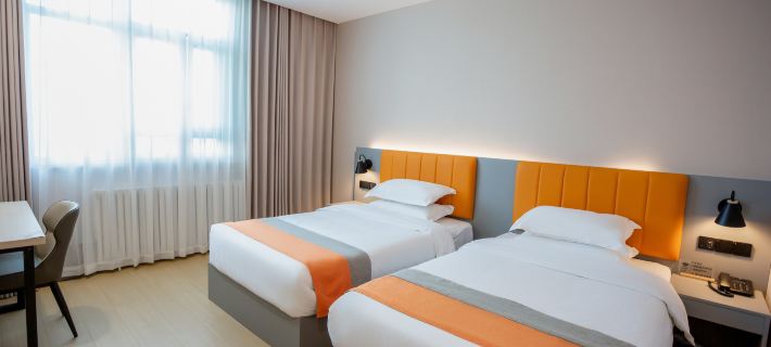 Yixuan Hotel (Korla Jiaotong West Road) Hotels in Korla