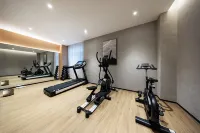 Jinyi  Hotel (Baotou East Railway Station )