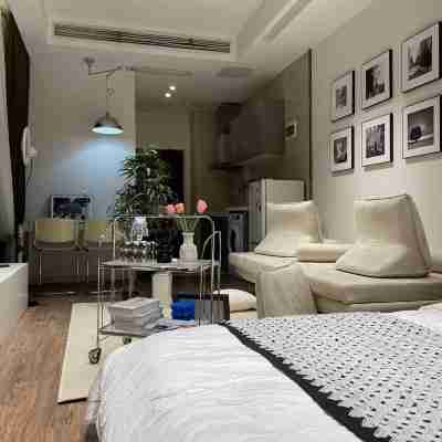 Evening Breeze Listening Homestay Rooms