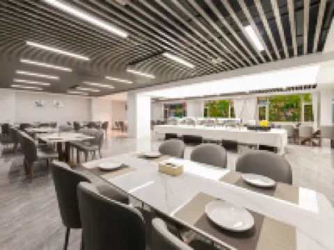 Fairyland Shangpin Hotel (Yuxi Xinping Pingshan Road) فنادق في شينبينغ