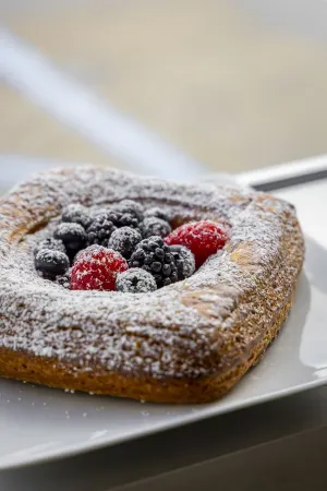 Crowne Plaza Costa Mesa Orange County Отели рядом с достопримечательностью «Ногачи Гарден»