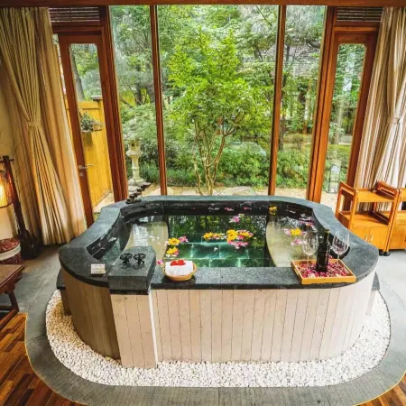 Kunming Qianxun Mowen Hot Spring SPA Hotel