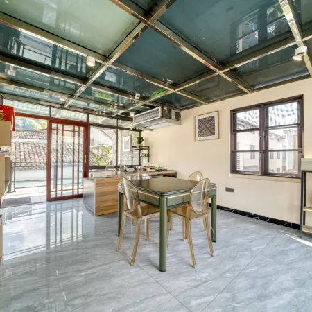 Linhai Tower Shadow Moon House Courtyard (Taizhou Fucheng Branch, Ziyang Street)