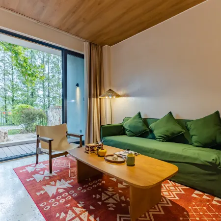 Shaojian·Lushan Residence
