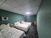 M+ E-Sports Hotel (Xingtang) - parcheggio