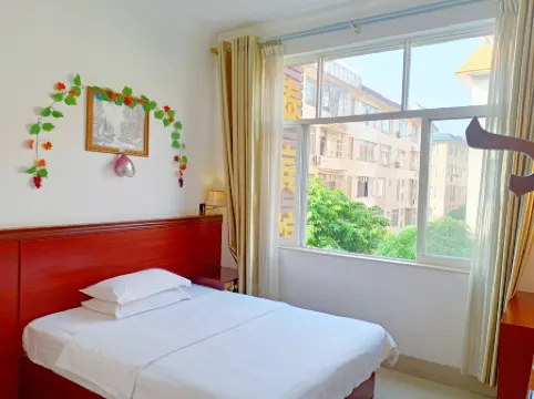 Lintai Hotel Отели рядом с достопримечательностью «Guangxi University of Chinese Medicine (Xianhu Campus)»