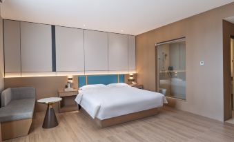 Yuefeng Hotel (Yangjiang Bus Terminal, Wal-Mart)