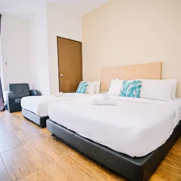 Swing & Pillows @ KL Sri Petaling Hotel berhampiran MIMOS Berhad