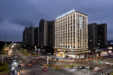 Lavande hotel Shaoguan Nanhua Temple Shiyan Road Branch Отели рядом с достопримечательностью «Guangdong Songshan Vocational and Technical College»