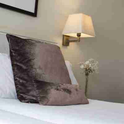 Hotel San Antonio El Real Rooms