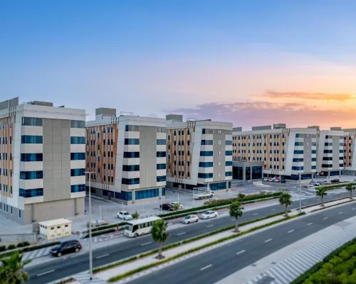 فندق فوجو جراند - سابقا افضل ويسترن بلس المدينة الأكاديمية Hotels near العوير