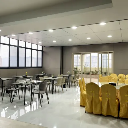 Hanchen Mingzhi Hotel (Hongjiang Qiancheng Branch)