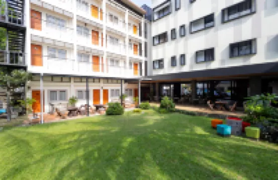 Penpark Place Hotels near Banglamphu