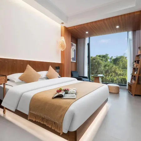 Runisuoyuan Smart Hotel (Wudang Mountain Scenic Area Ticket Office)