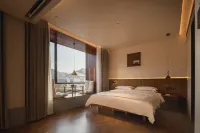 Quiet and No-Hassle Bed & Breakfast in Jihua Mountain