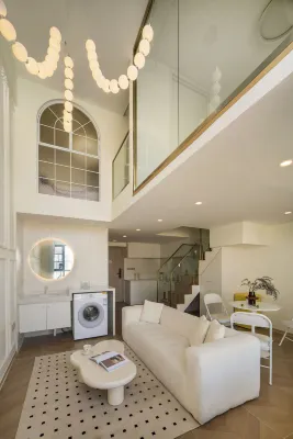Naxi Designer River View Boutique Hotel (Wanbao Avenue)