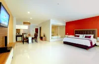 Lombok Plaza Hotel and Convention Hotels in Cakranegara