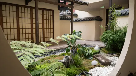 Lian 'ao |Demi-Luxe Min River Xipan Xishui Street Style Zhixiang Private Soup Hotel Отели рядом со станцией Meishan East Railway Station