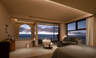 Xianyun Astrum Pool | Dessert · 360 ° Cliff Sea View Music Hot Spring Hotel (Dali Erhai Branch)