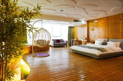 Elong R.YUN Hotel (Xuchang Pangdonglai Angel City) Hotels in Xuchang