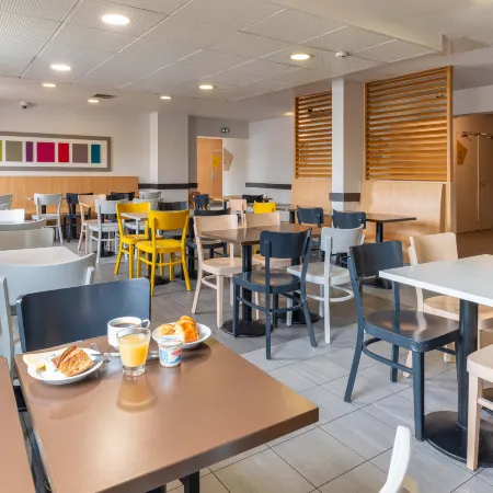 B&B HOTEL Lyon Grand Stade Meyzieu