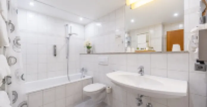 布奇霍爾內霍夫廣場酒店 腓特烈斯港酒店