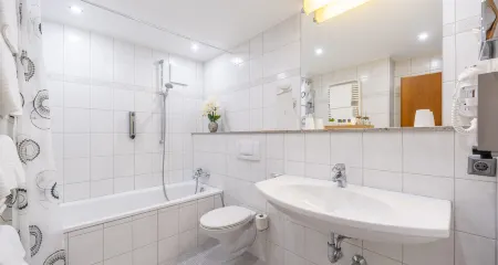 PLAZA Hotel Buchhorner Hof Отели рядом с достопримечательностью «Бодензе»