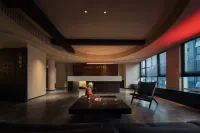 Yi Chi · Particle Hotel (Huayuan Garden Shopping Mall Songhua Road Subway Station Store) - 로맨틱