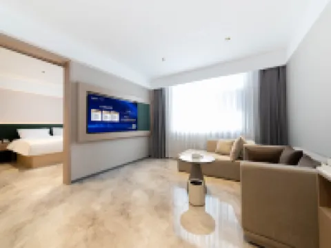 Jinjiang Star Hotel (Puyang stadium bus station shop)
