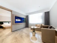 Jinjiang Star Hotel (Puyang stadium bus station shop)