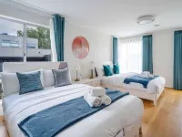 Spacious 4B House in PointCook Hotels in Point Cook