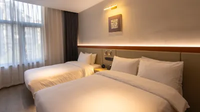 Qingmu Hotel (Nanjing Museum Xianmen Subway Station) Hotels in Nanjing