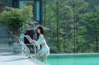 XI LI HOTSRING HOMESTAY - مسبح على السطح