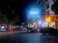 桂林莉隱假日飯店（高鐵北站店） - 山景