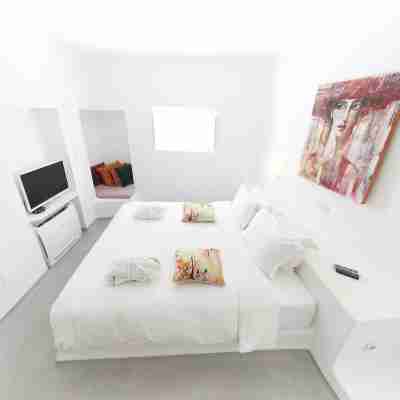 Trieris Villa & Suites Rooms