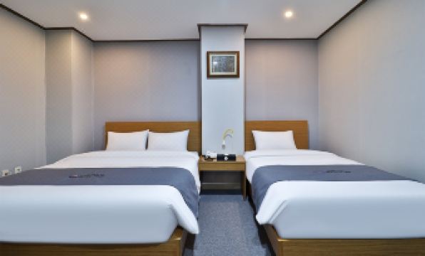 Hotel Noah