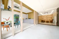 Jingxi Hotel (Guangxi Electric Power College Zoo) - شرفة