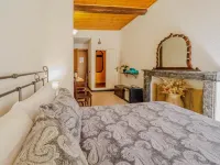 Macaia Room #1 with A.C Hotels near Church of St. Margaret of Antioch