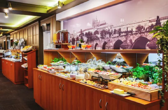 Charles Central Отели рядом с достопримечательностью «SaSaZu»