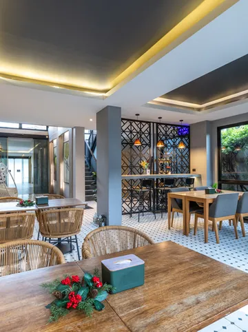 รูปภาพของโรงแรม เดอะ เลค ฉลอง