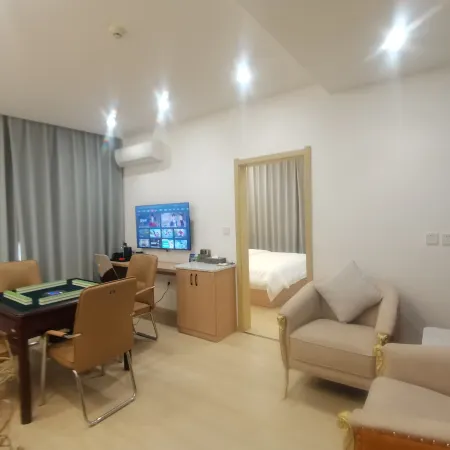 Dali Qianning Intelligent Hotel (High-speed Railway Station Erhai Lake Park Store)