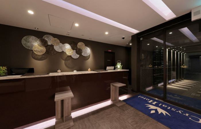 Doutonbori Crystal Hotel