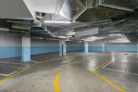 Orange Hotel (Nanchang Tengwang Pavilion Wanshou Palace Branch) - parking
